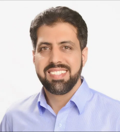 Khalid, founder of PixelPerFact